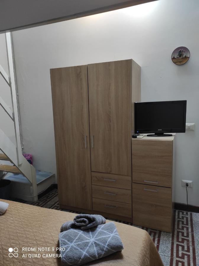 B&B Con Cucina La Ninfea Калтаджироне Екстериор снимка