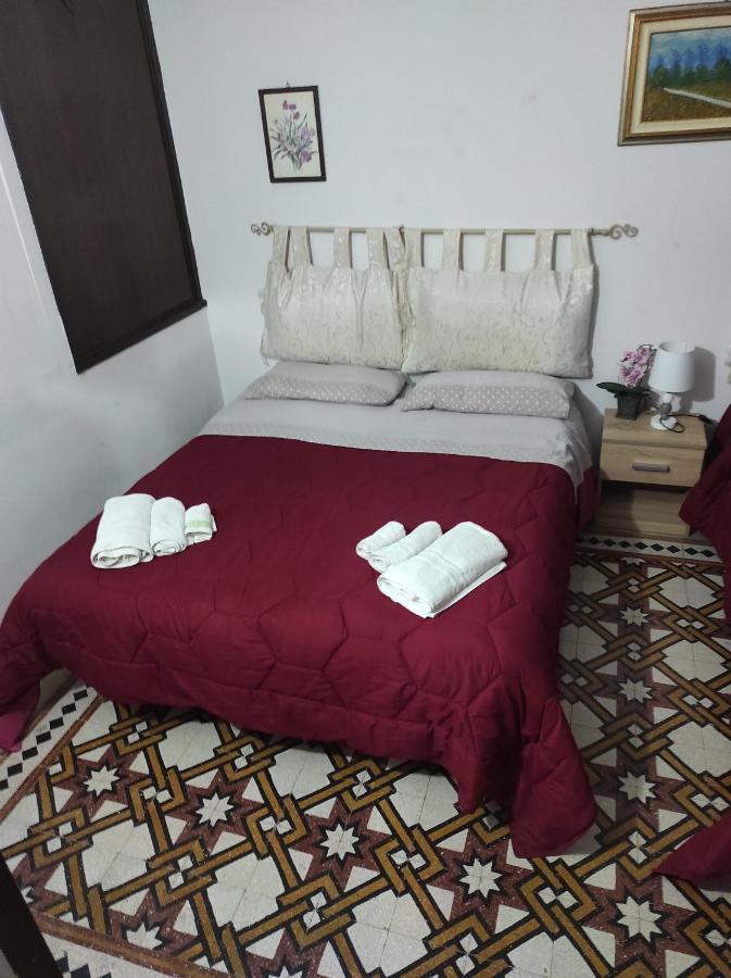 B&B Con Cucina La Ninfea Калтаджироне Екстериор снимка