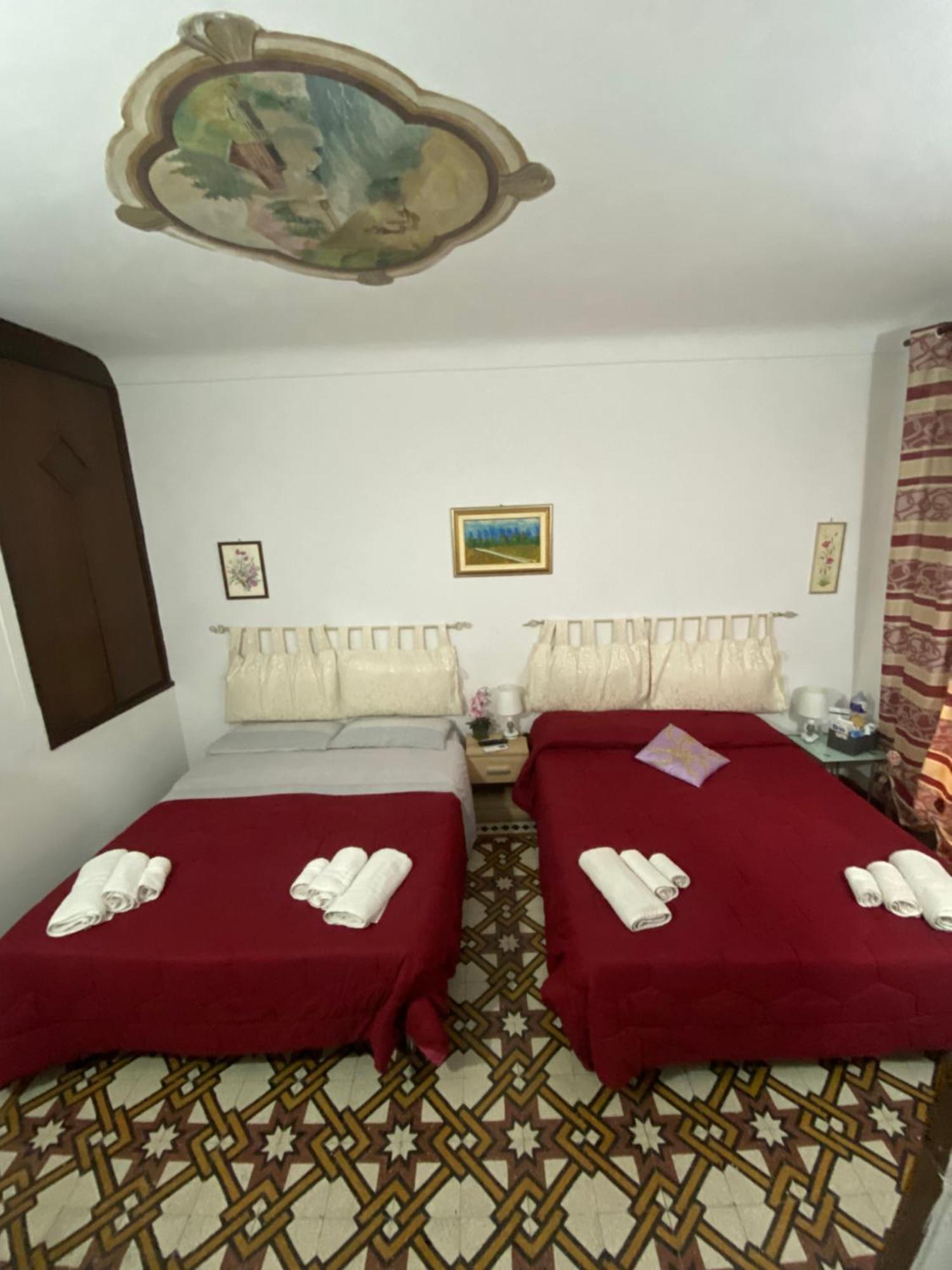 B&B Con Cucina La Ninfea Калтаджироне Екстериор снимка